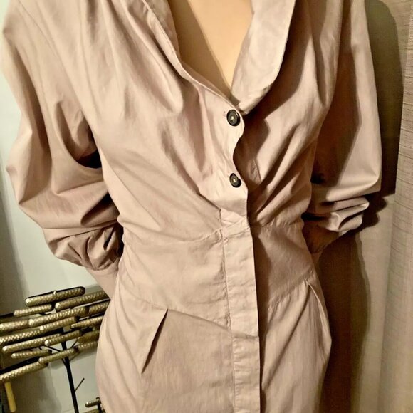 WESTWOOD ANGLOMANIA HI-COLLAR ANGLED WAIST BUTTON FRONT FAB DRESS 44 NWT - Picture 2 of 10